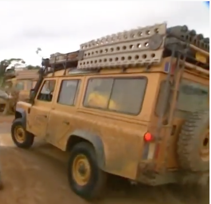 camel - Defender D110 Camel Trophy Captur11