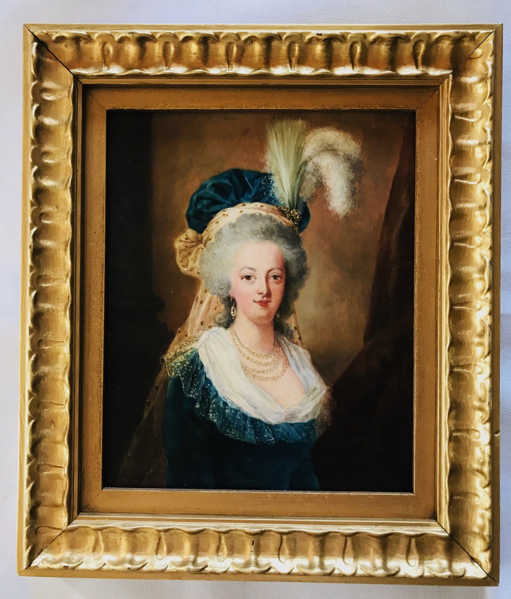 Marie-Antoinette au livre en robe bleue - Page 4 54633310