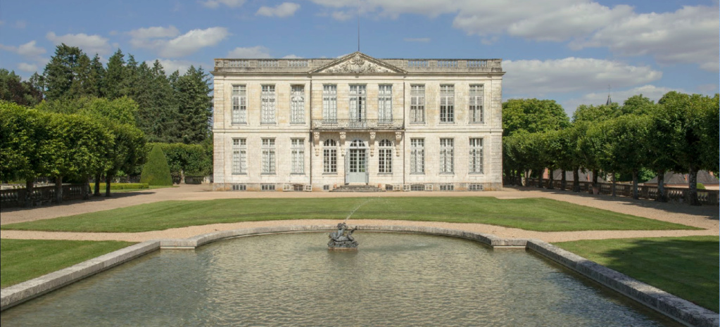 Le château de Bouges Chatea10