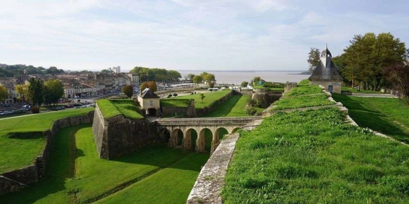 L'estuaire de la Gironde, le plus grand passage du royaume par mer et par terre La-cit10