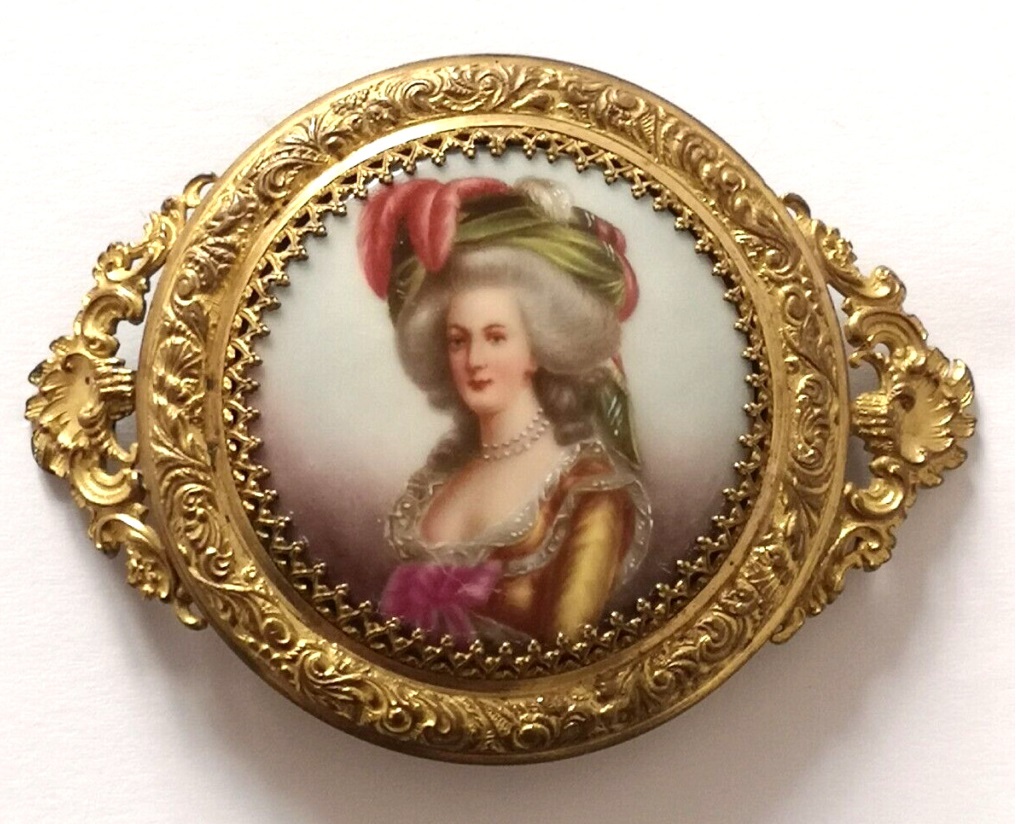 Collection : miniatures de Marie Antoinette et de ses proches - Page 20 Telech19