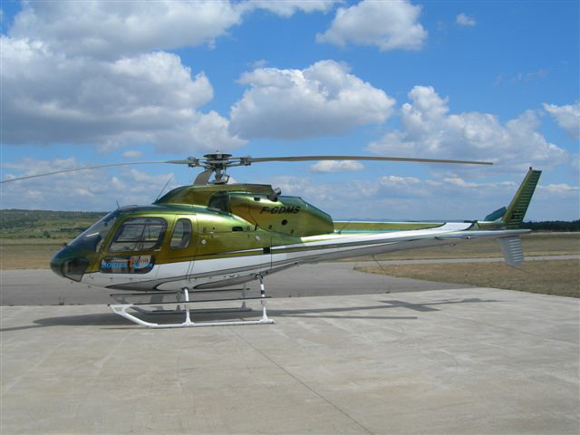 AEROSPATIAL AS 350 ECUREUIL des FAD Réf 80485 Helico12