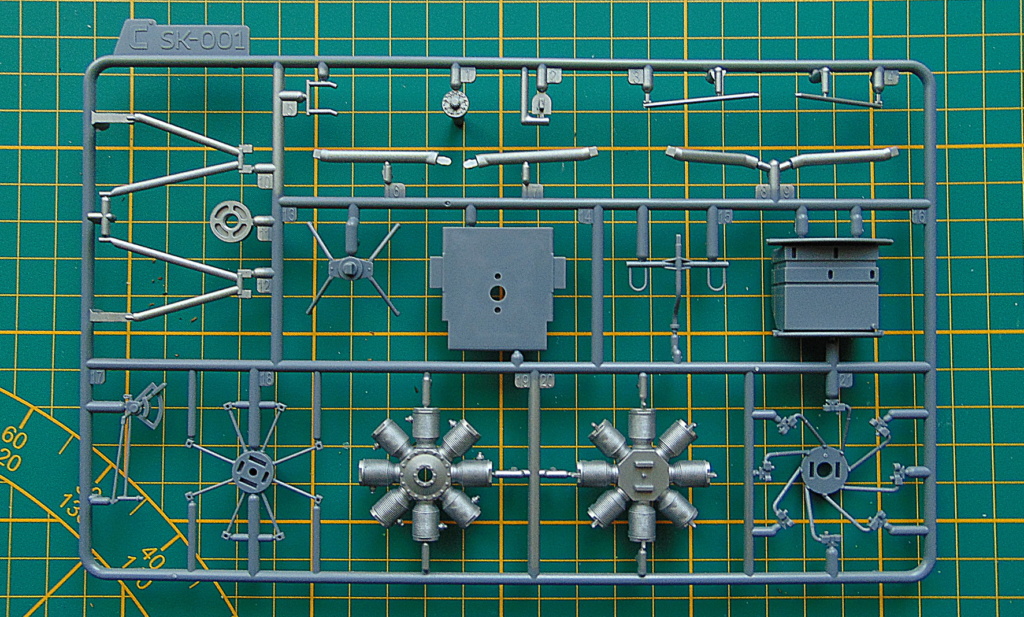 [SUYATA] FOKKER DR.1 échelle non définie Réf SK001  Metal11