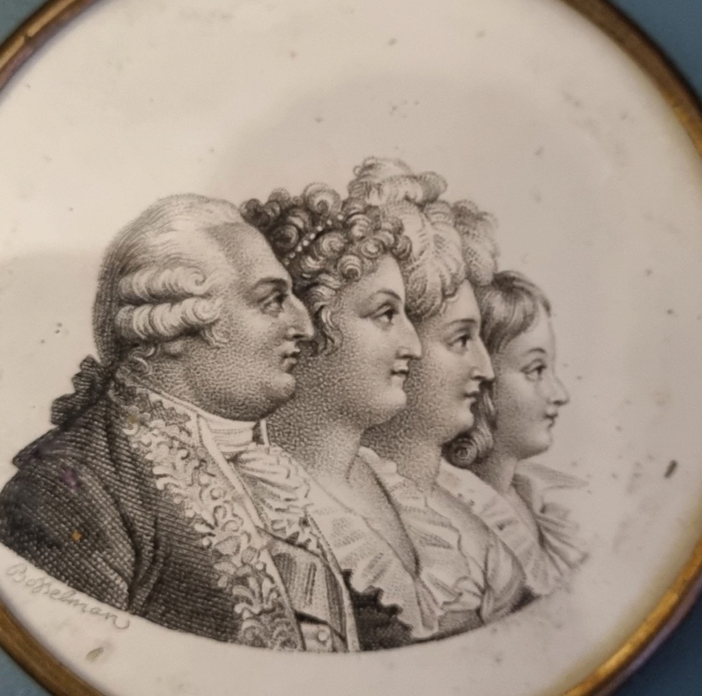 Collection : miniatures de Marie Antoinette et de ses proches - Page 20 Telech23