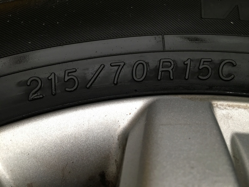 Four 15” Alloy rims and Yokohama Winter Tyres 8b8ca110