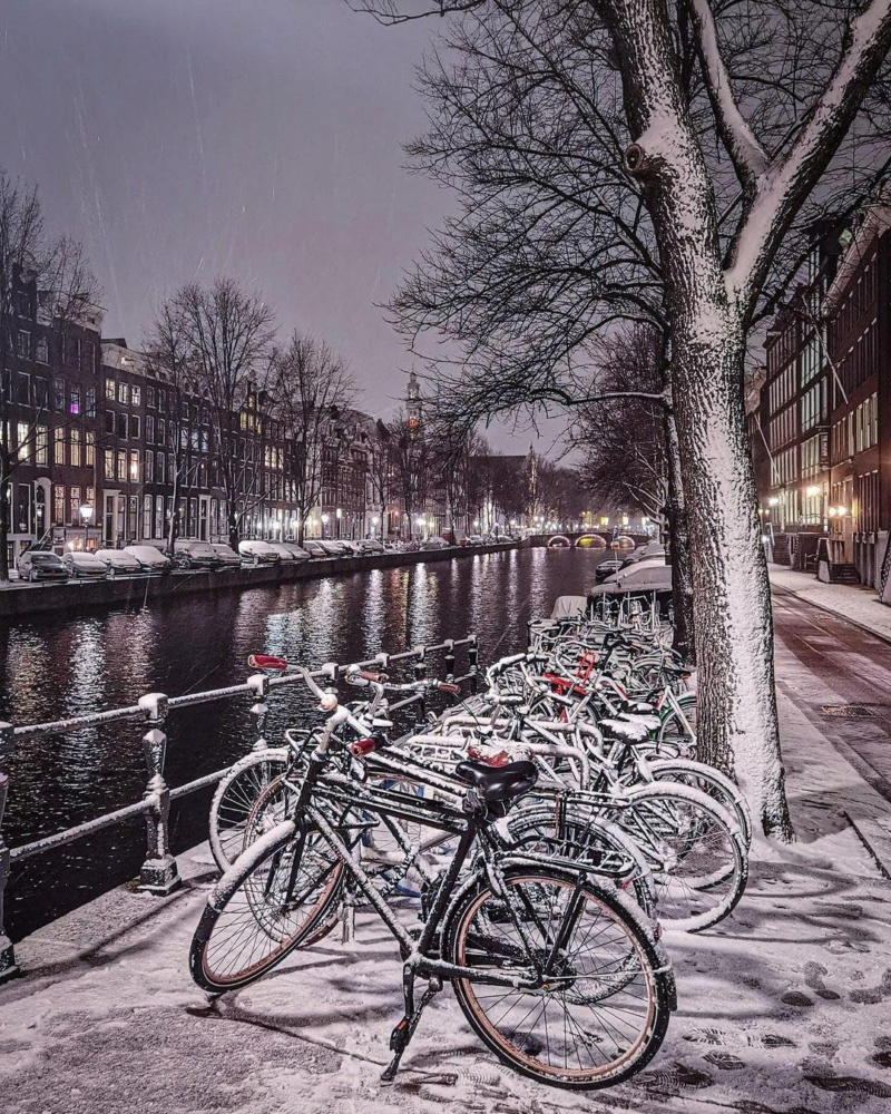 Заснеженный Амстердам, Нидерланды Phot1429