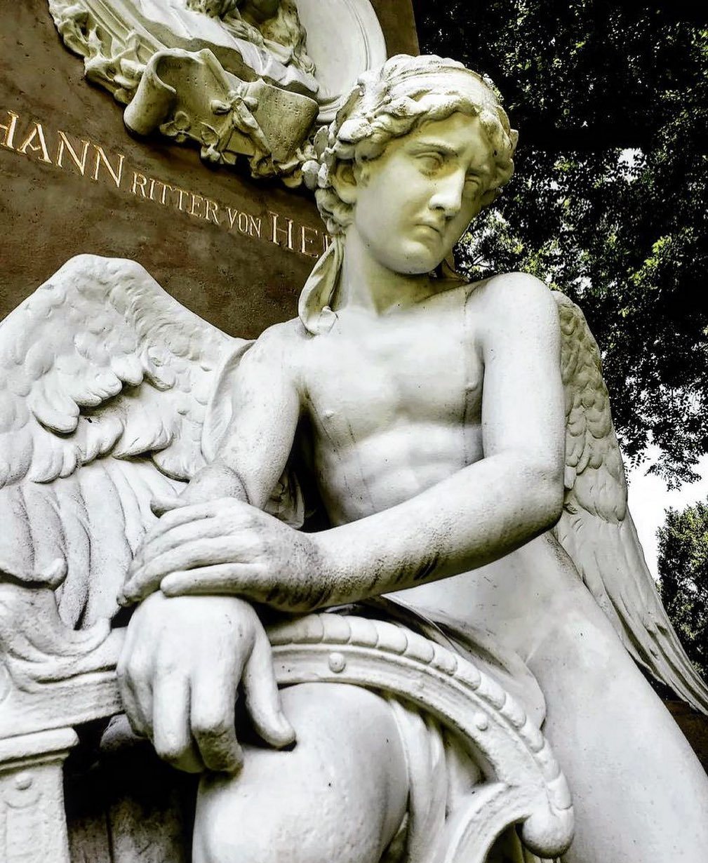 Франция - Кладбища - там где плачут ангелы Photo226