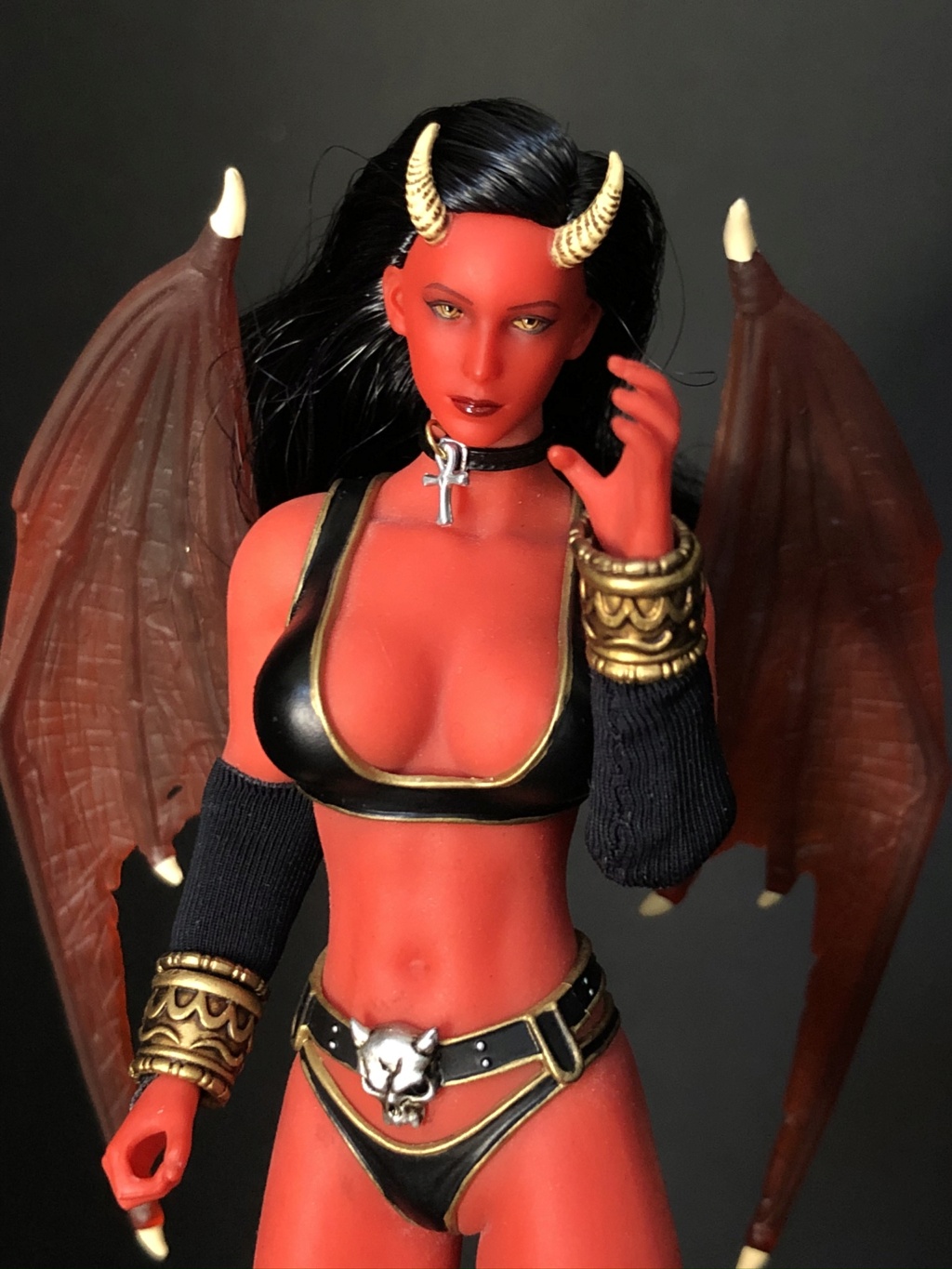 VampireQueen - NEW PRODUCT: TBLeague: The first 1/12 movable doll - Arkhalla Queen / Bloodsucking Queen (PL2019-142) - Page 4 Img_9525