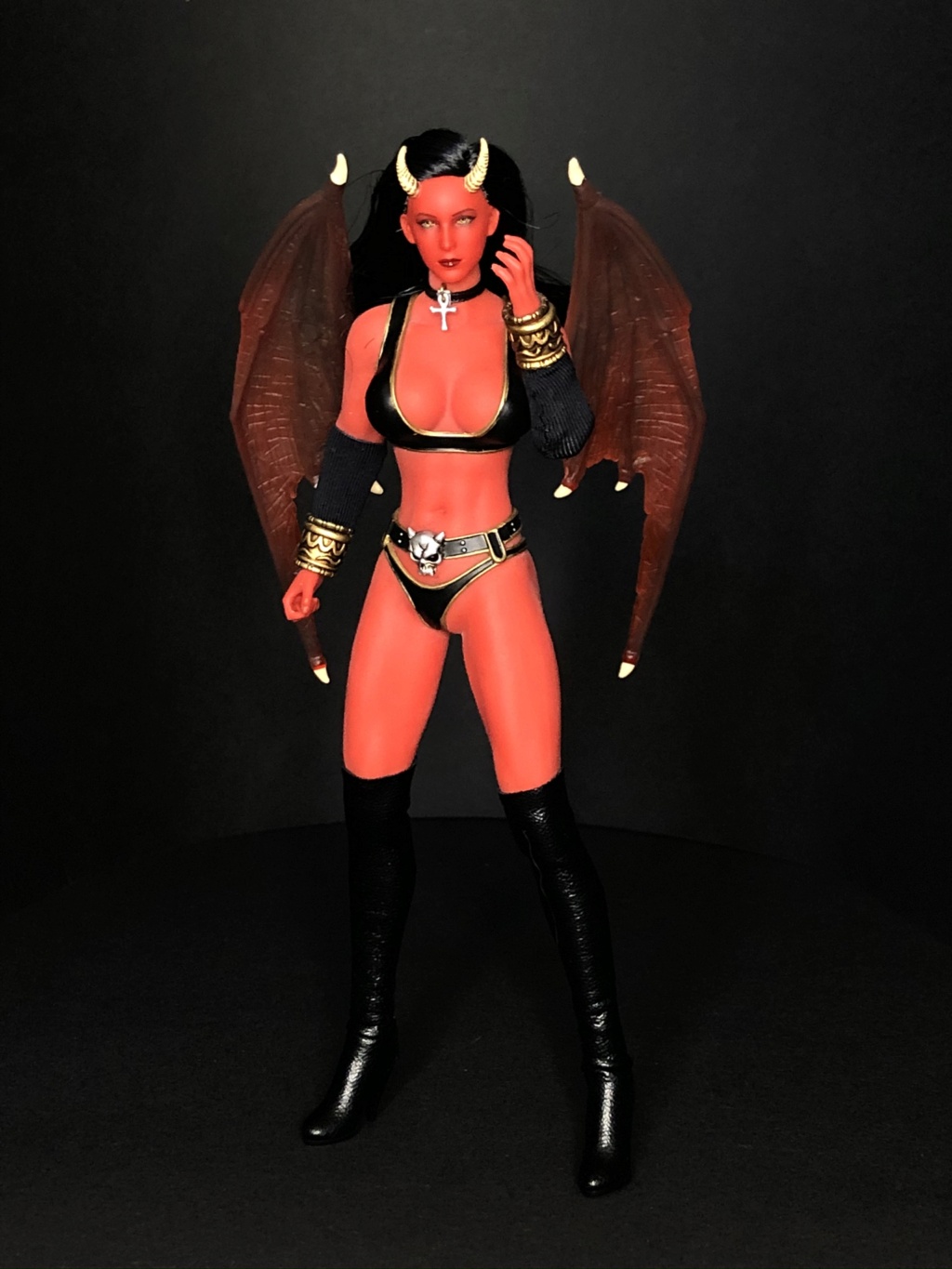 female - NEW PRODUCT: TBLeague: The first 1/12 movable doll - Arkhalla Queen / Bloodsucking Queen (PL2019-142) - Page 4 Img_9526