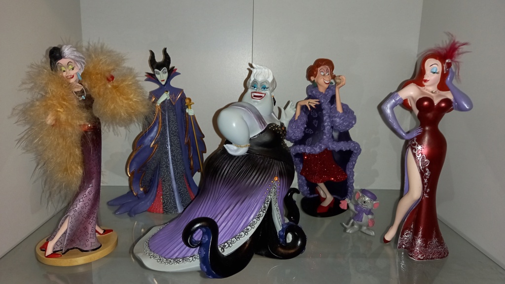 Disney Haute Couture - Enesco (depuis 2013) - Page 33 20221116