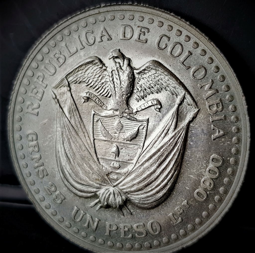 ¡Viaje a los 50! 1 Peso de 1956. Colombia. 20230126