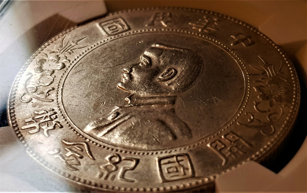 China 1 Dólar (Yuan) "Memento" de 1927. Nacimiento de la República 20230925