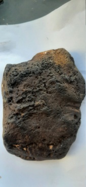 Demande identification d'une roche  16348218