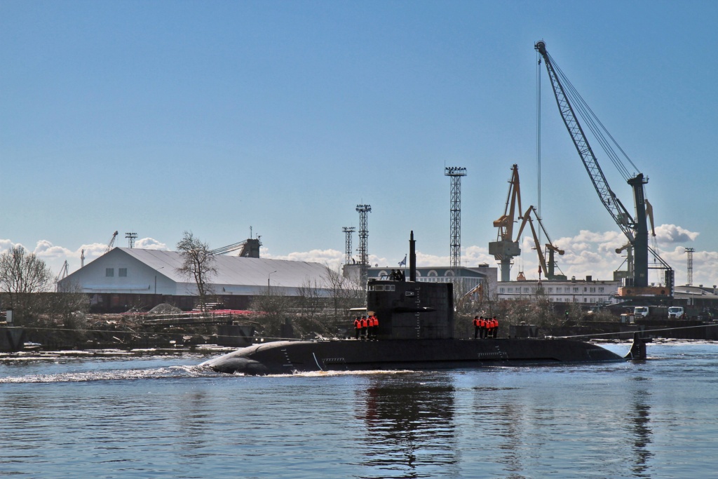 Project 677: Lada/Amur(export) class Submarine - Page 24 14-10610