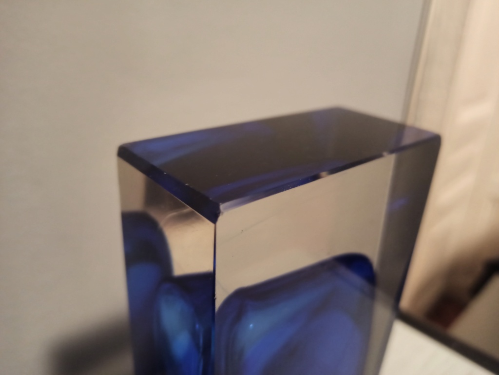 Blue glass block vase - Severin Brorby ? Img_2035