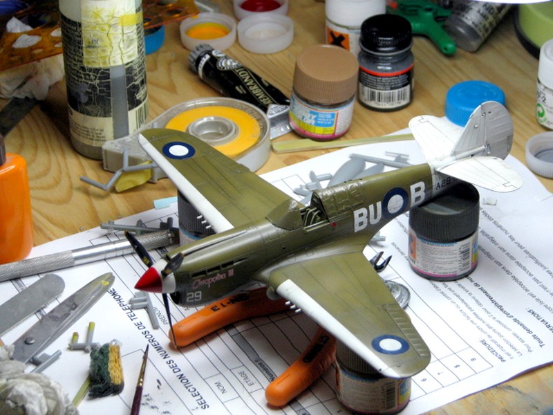 [Hasegawa] 1/48 - Curtiss P-40N Mk.IV Kittyhawk (Warhawk) "Cleopatra III" - Page 6 Photo_19