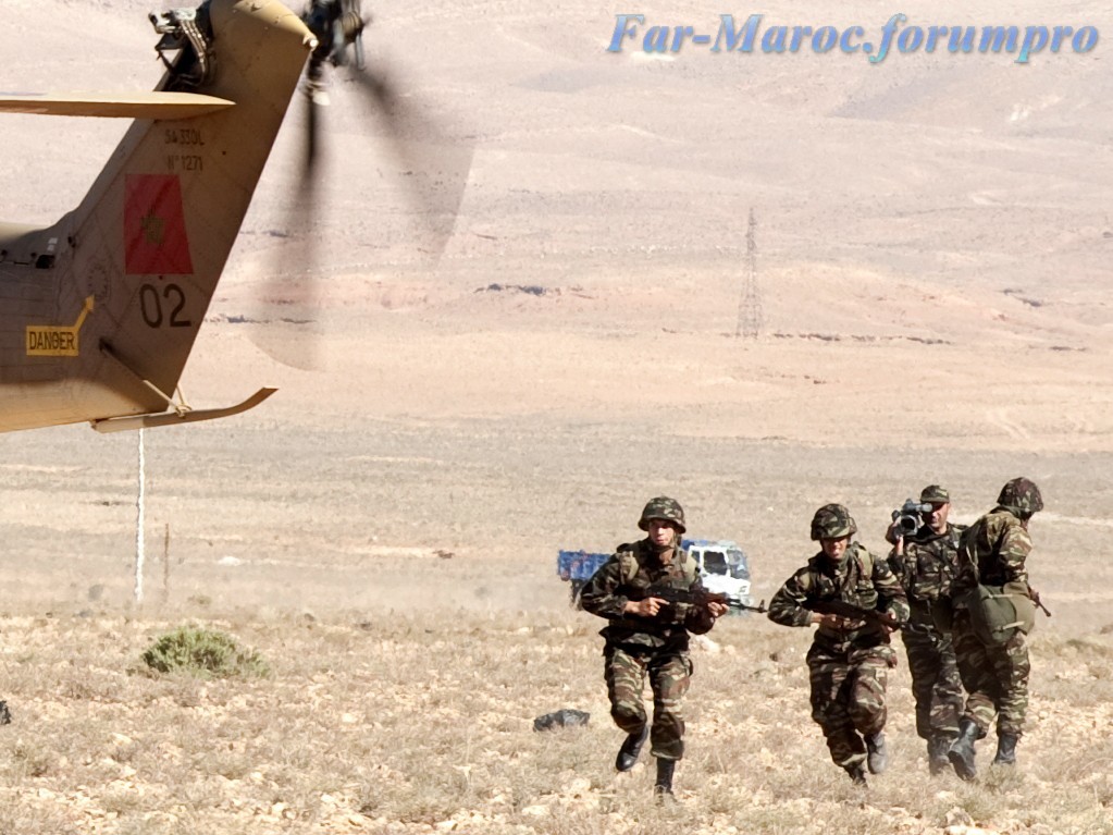 اللواء الاول للمشاة المظليين المغربي  Clipbo18