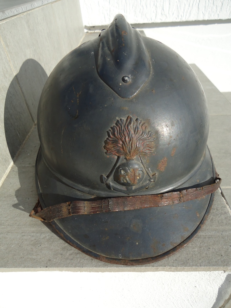 Photothèque : le casque Adrian de l'infanterie coloniale  Dsc02015