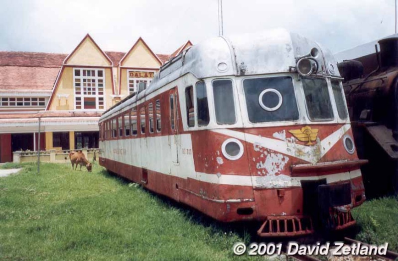 Une gare comme elle: y'en a pas deux ! - Page 2 Vn_12d10