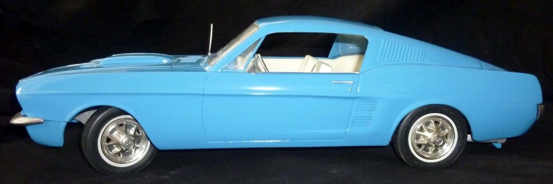 Mustang fastback 1967 , modèle réduit promotionnel de Ford en 1967 - Page 3 Ford_m11