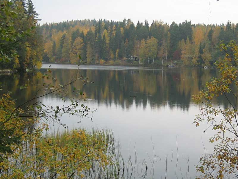 balade d'automne en Finlande Lac210
