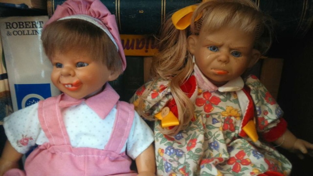 Chucky et Annabelle, mes deux laideurs :DD 11145110