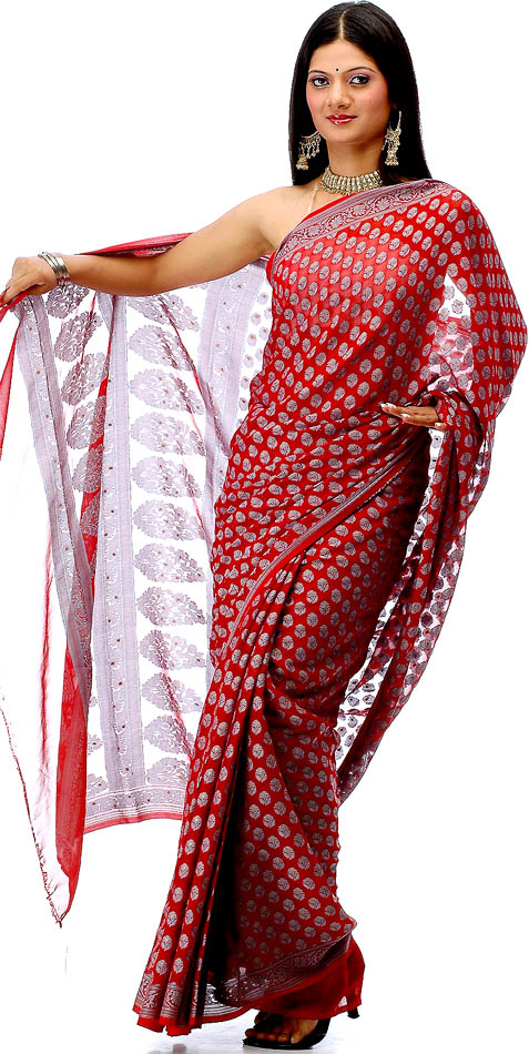 L'Inde et les Saris - Page 2 Red_ha10