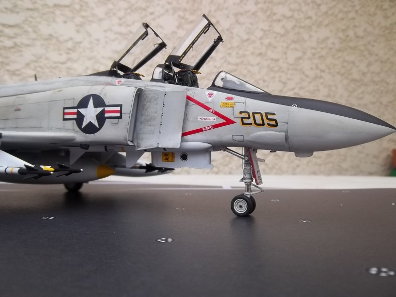 F-4 Phantom VF-92 Hasegawa au 1/48 100_0418