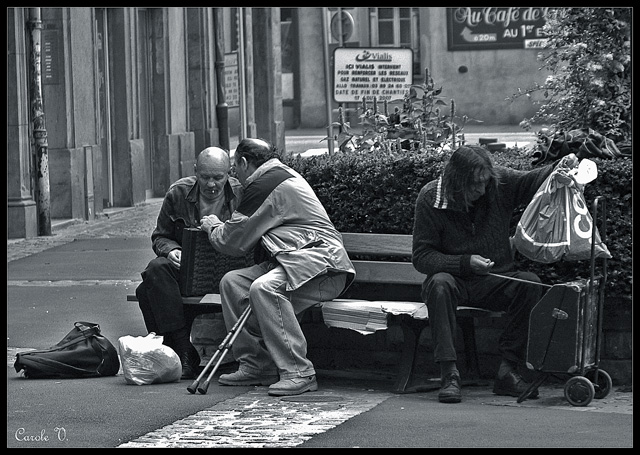 Scène de vie sur un banc... Scene_10