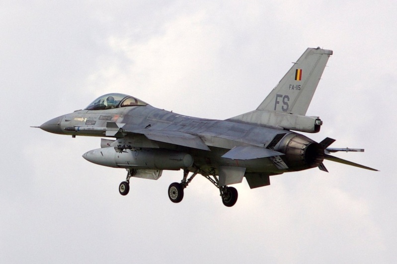 F-16 en général Imgp3712