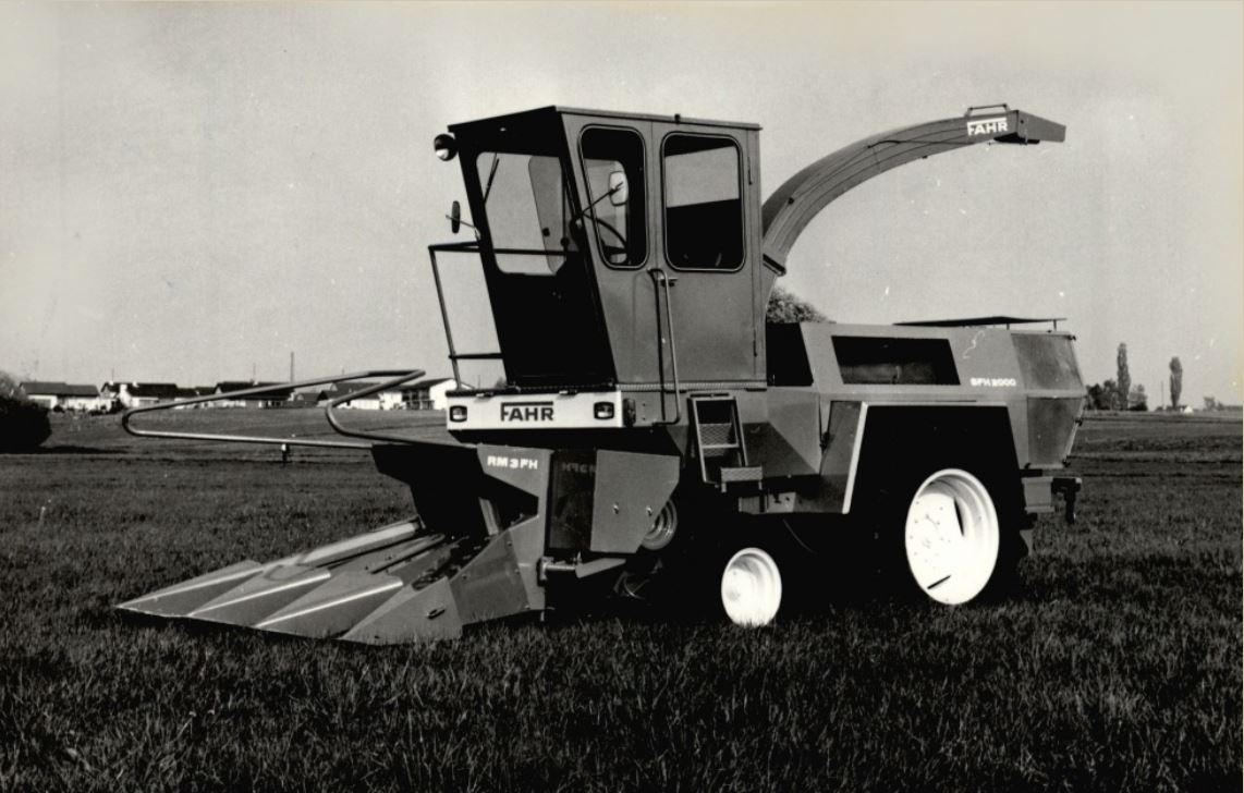 FAHR : matériel de récolte, fenaison, moisson.... Captu862