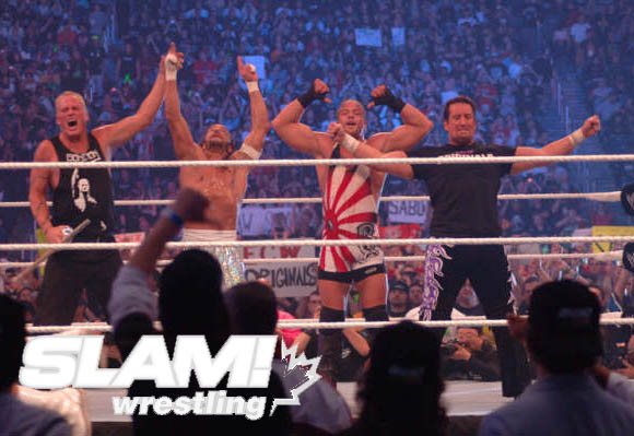 Feud officielle Khali VS Jeff Hardy VS Rey Vs The SandMan Ecw_sa10
