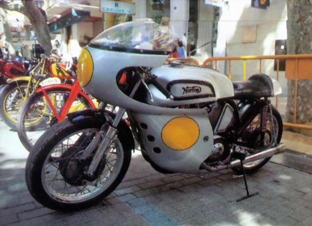 la plus belle moto du monde Misc-r10