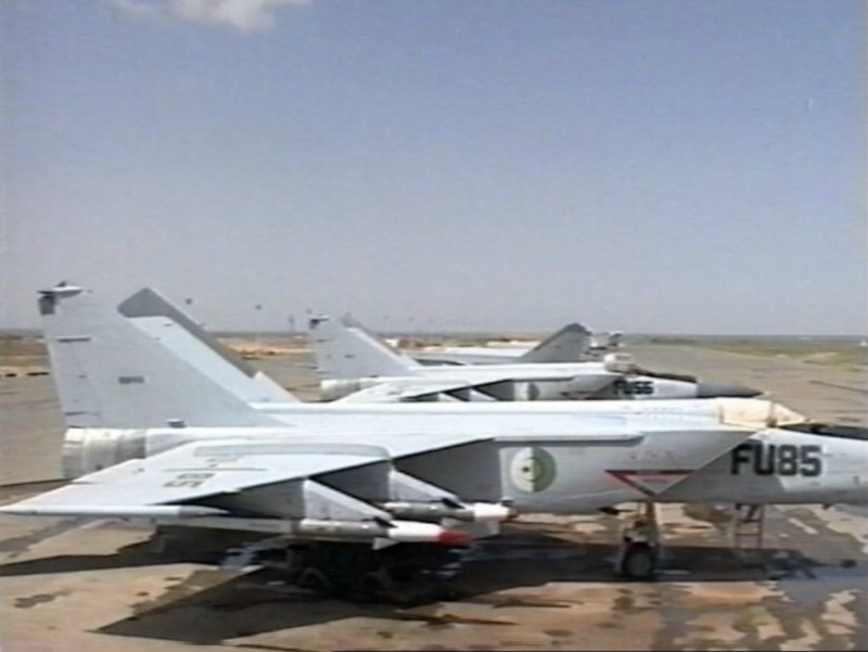 صور للقوات الجويه الجزائريه Mig_2510