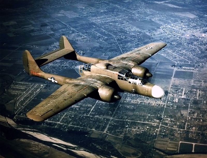 (Projet AA) Northrop P-61 "Black Widow" A-5 - 42-5545 - 425th NFS - 1/48 - Montage : page 7 - Page 25 Black-10