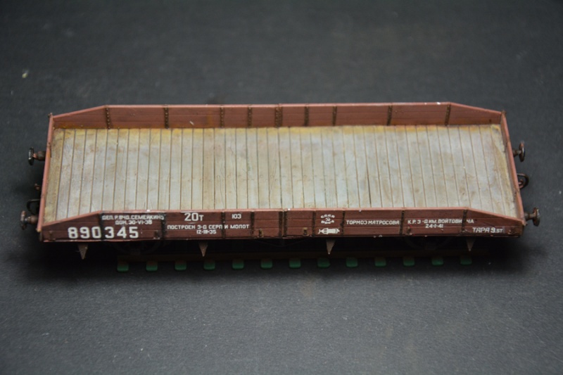 Railway plateform +BT5 UMT 1/72eme  (TERMINÉ) - Page 3 Platef50