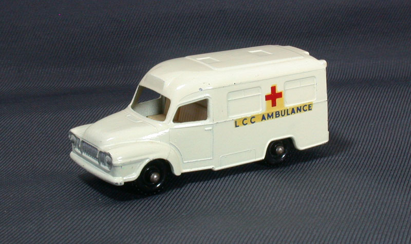 #14c  Bedford ambulance 6719_a11