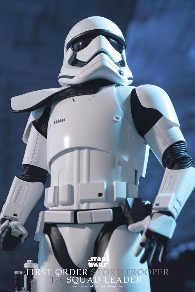 Hot Toys Star Wars First Order : Stormtrooper Squad Leader 10610610