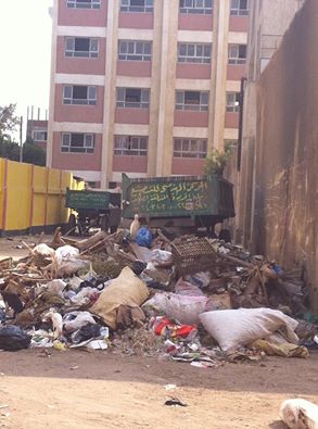 انتشار القمامة بمداخل مدارس قرية “البتانون” بالمنوفية Ou10