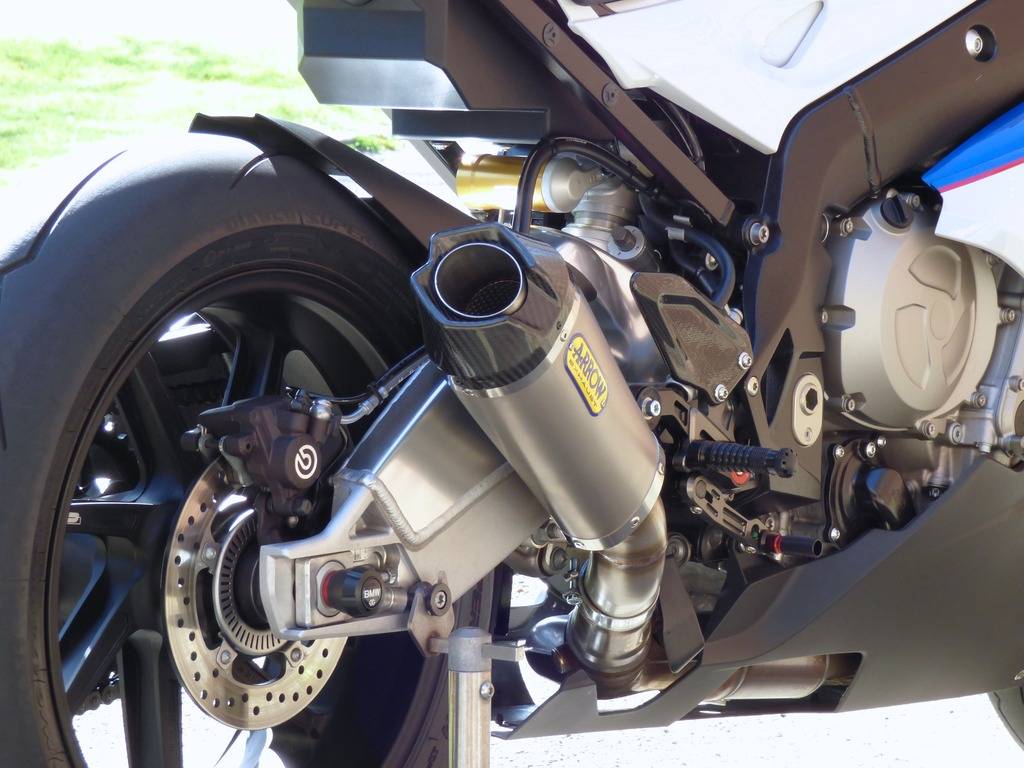 BMW S1000RR , Hp , Hp4 race - Page 2 P1020610