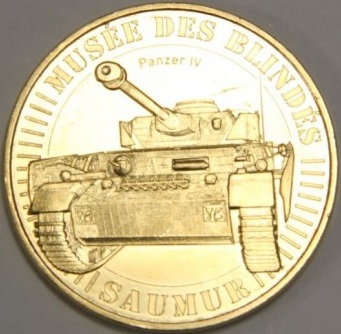 Saumur (49400)  [Ackerman / Blindés UENU / Cadre Noir / Cavalerie] Panzer10