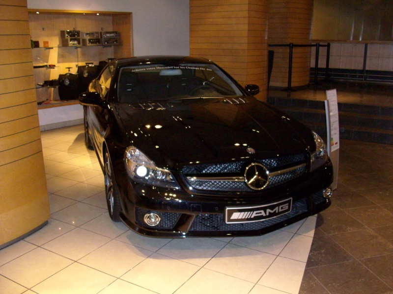 Mercedes-Benz Gallery au Champs Elysées Imgp0115