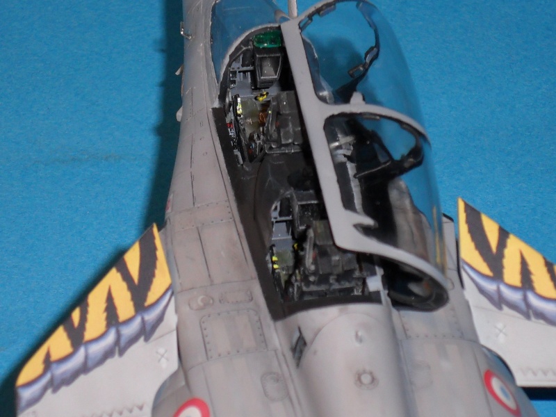 [Revell] 1/48 - Dassault Rafale B - Page 10 Sam_0336