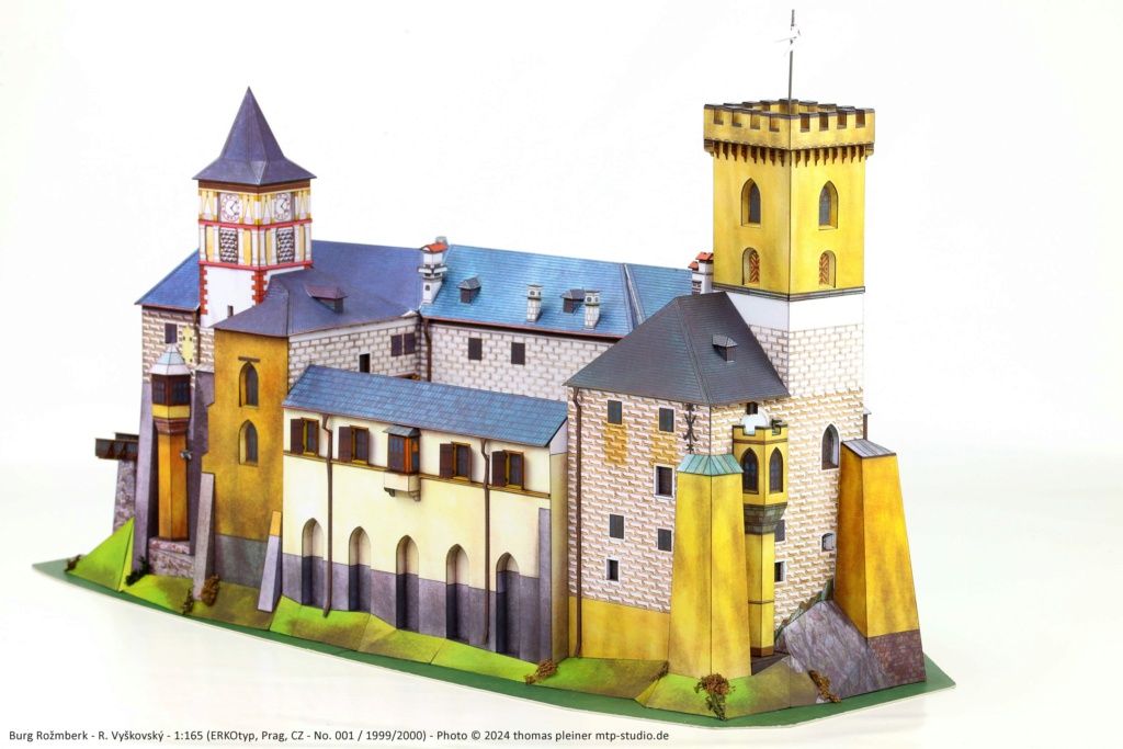 Burg Rožmberk - R. Vyškovský - 1:165 (ERKOtyp, Prag, CZ - No. 001 / 1999/2000) Img_4214