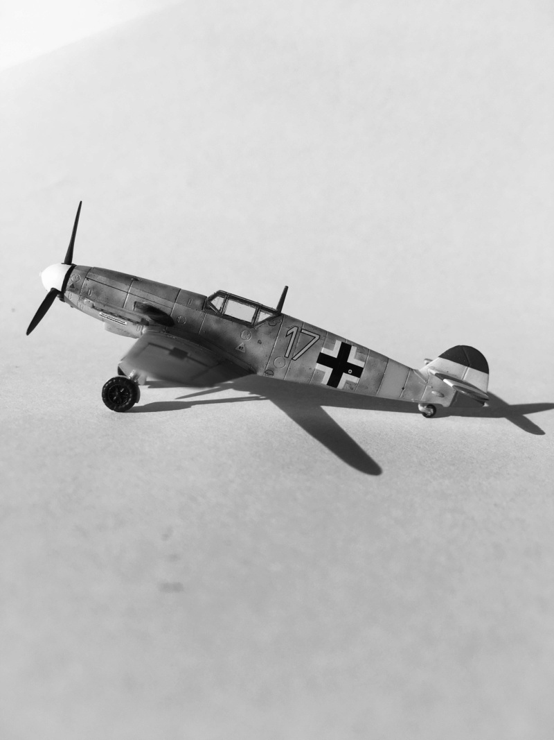 [Sweet] 1/144 - Messerschmitt Bf 109 F hongrois Kharkov hiver 1942-43  (bf109) 4da1f110