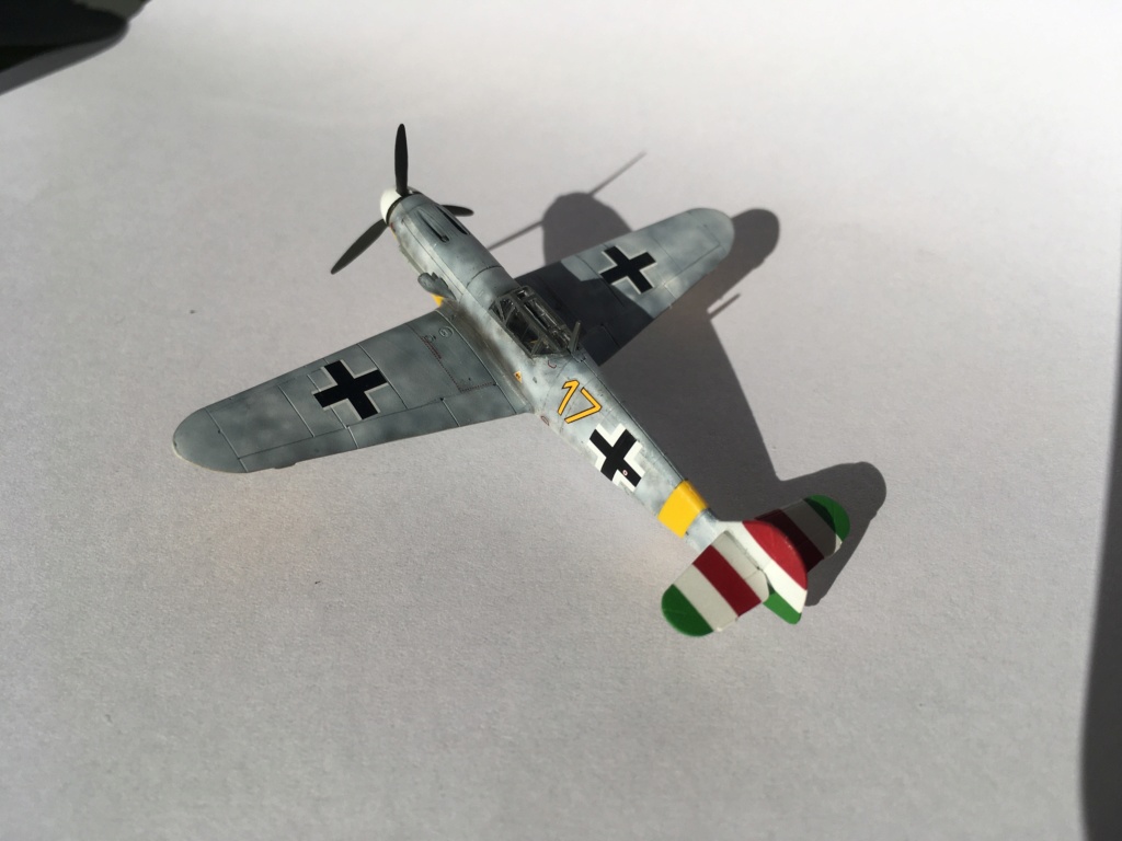 [SWEET] MESSERSCHMITT Bf109 F-4 Hongrois, Russie hiver 42-43 1/144ème Réf 14113 782c7210