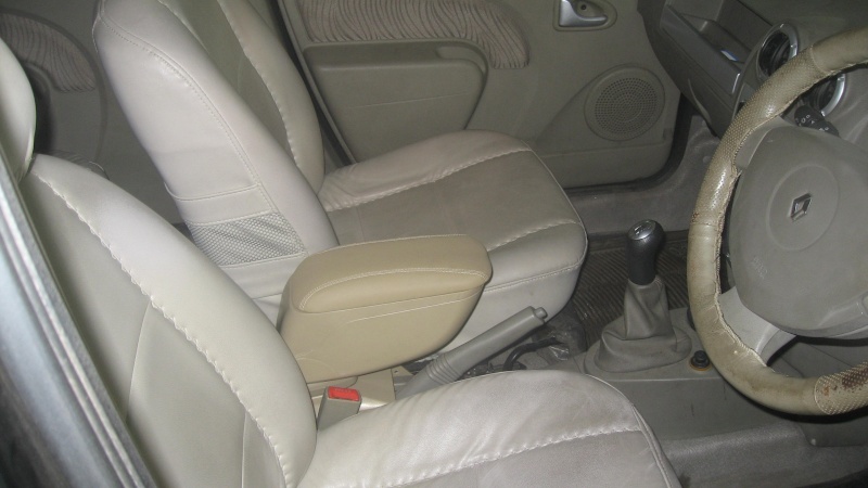 logan - Front Seat Center Armrest - Page 4 Img_3424