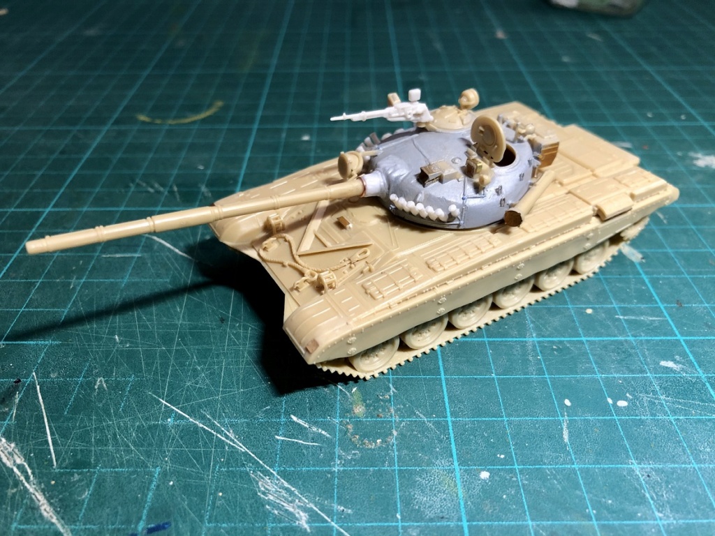 T-72 (NVA) - REVELL Img_6010