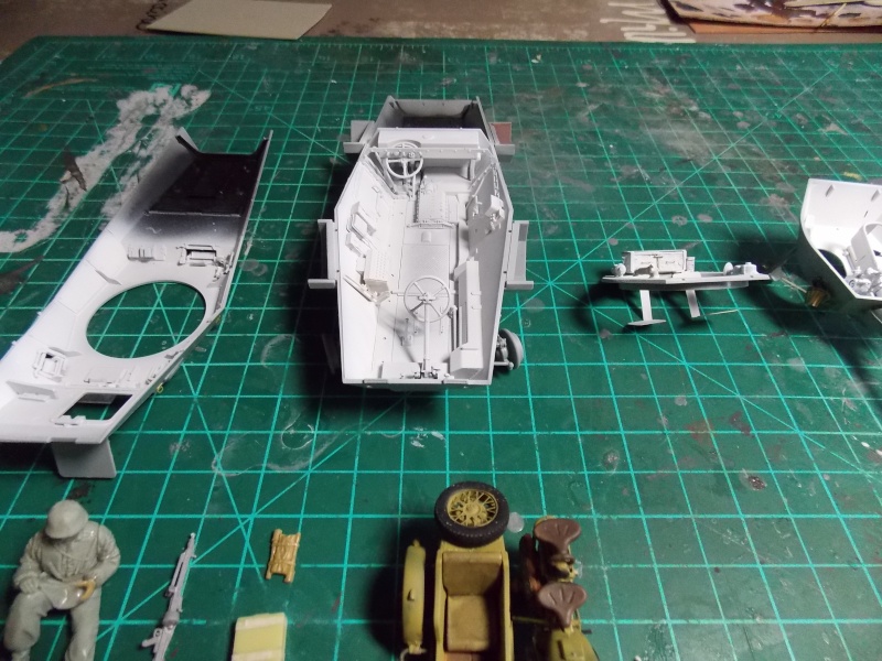 SD.KFZ 234 PUMA Normandie 44 (dragon 1/35) - Page 3 Puma_101