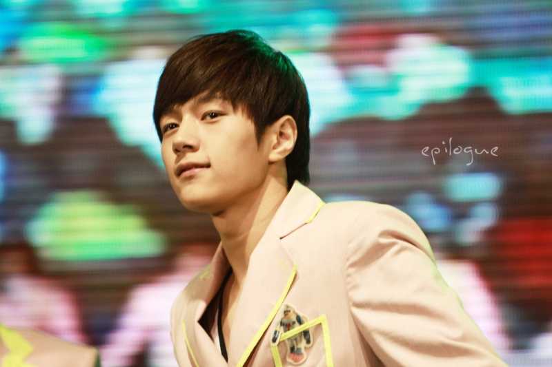 [FANTAKEN] 04062011 - Seokgwangsa Moutain Temple Concert Ms_2010